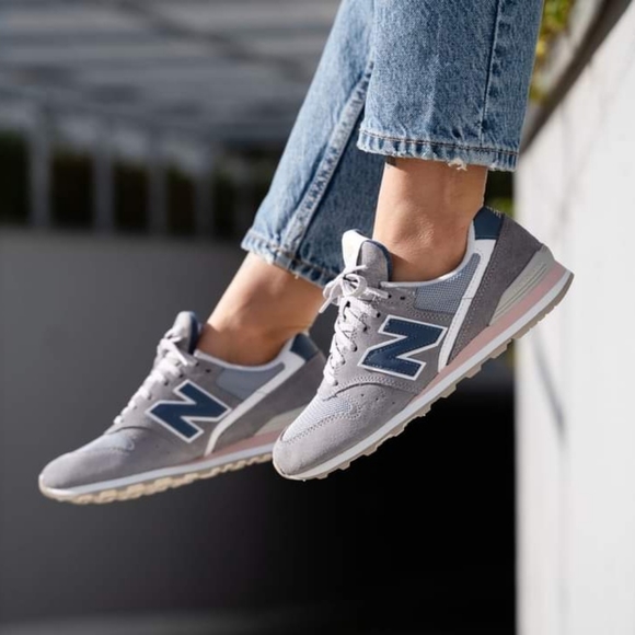 NWT Retired NB 996 Retro Running Shoe Sneaker Grey / Navy / Pink - Picture 8 of 16